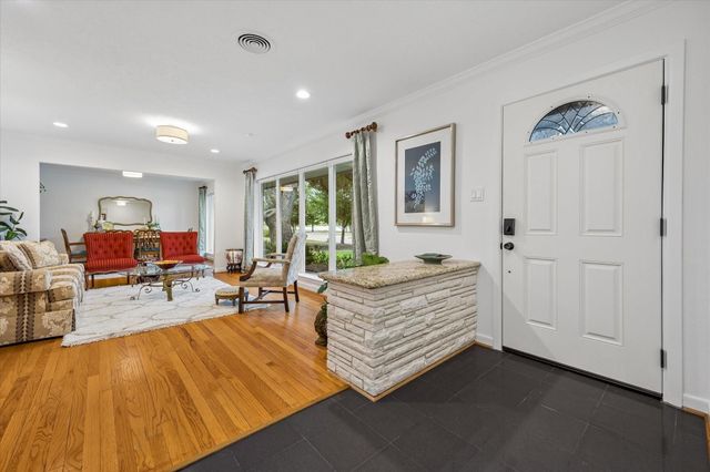 3511 S Braeswood Boulevard, Houston, TX 77025