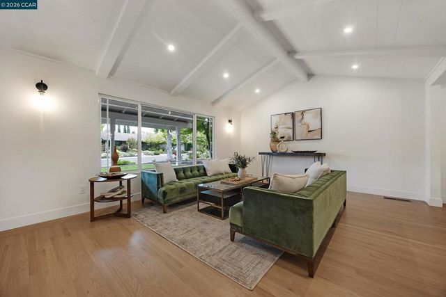 919 Cheyenne Dr, Walnut Creek, CA 94598