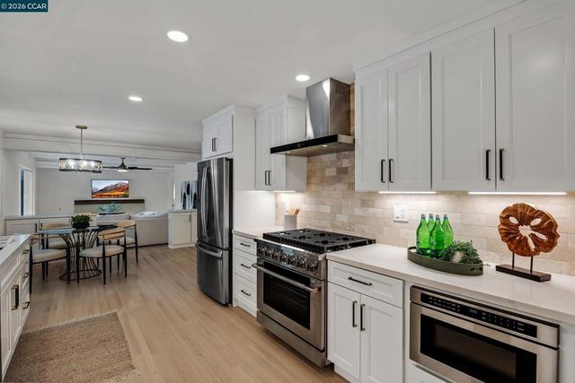 919 Cheyenne Dr, Walnut Creek, CA 94598