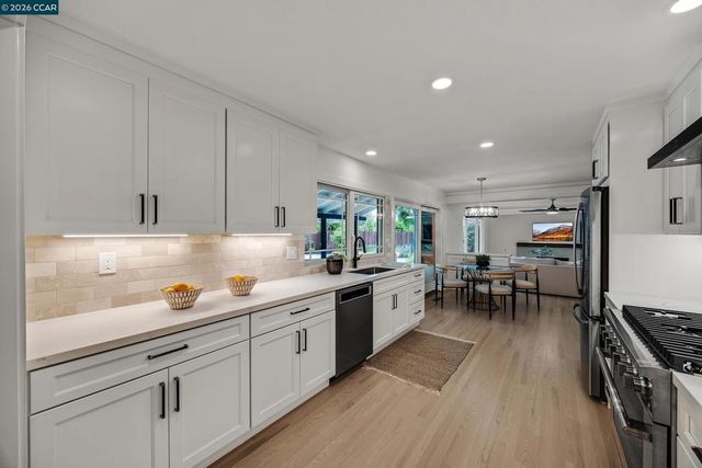 919 Cheyenne Dr, Walnut Creek, CA 94598