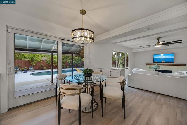 919 Cheyenne Dr, Walnut Creek, CA 94598