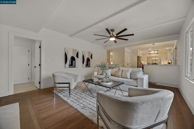 919 Cheyenne Dr, Walnut Creek, CA 94598
