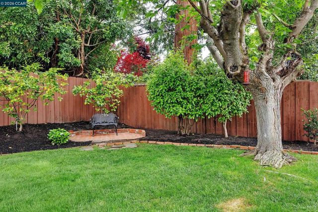 919 Cheyenne Dr, Walnut Creek, CA 94598