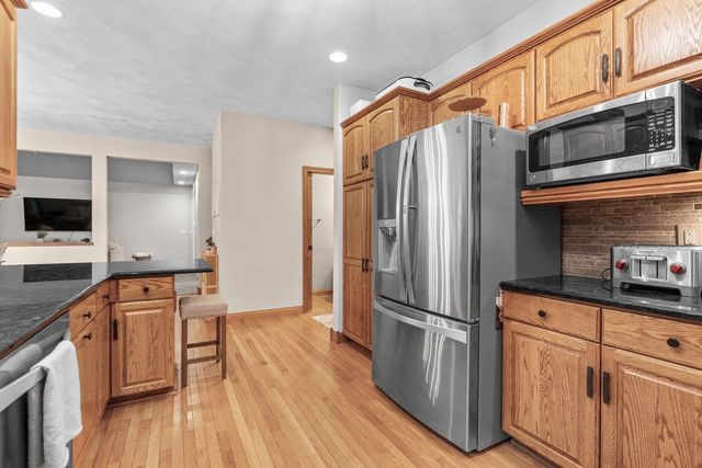 4469 W FIELDWOOD LANE, Appleton, WI 54913