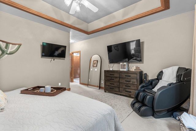4469 W FIELDWOOD LANE, Appleton, WI 54913