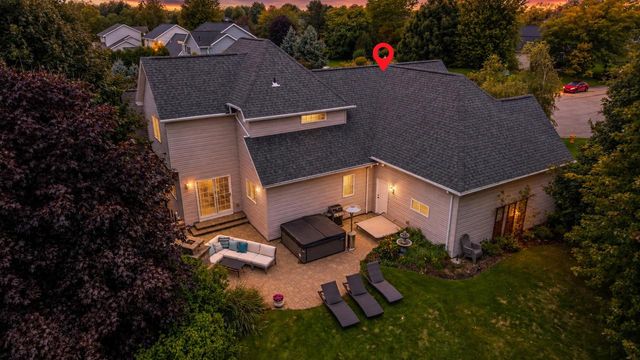 4469 W FIELDWOOD LANE, Appleton, WI 54913