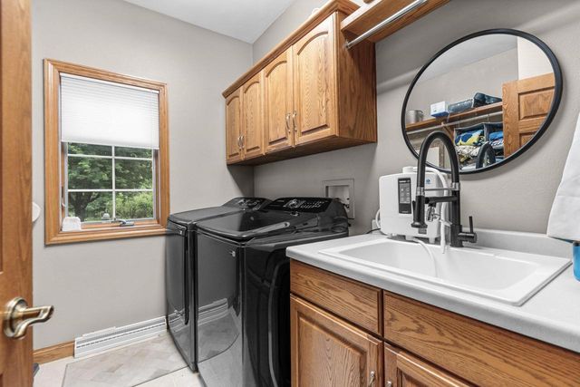 4469 W FIELDWOOD LANE, Appleton, WI 54913