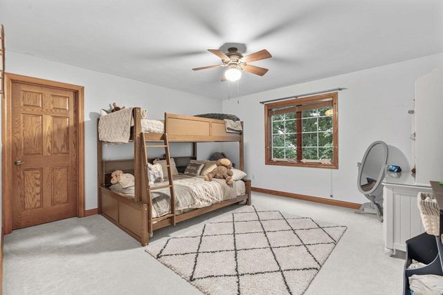 4469 W FIELDWOOD LANE, Appleton, WI 54913