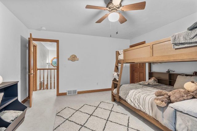 4469 W FIELDWOOD LANE, Appleton, WI 54913