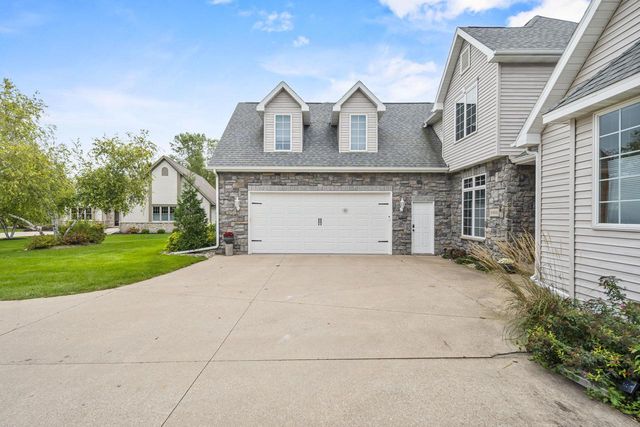 4469 W FIELDWOOD LANE, Appleton, WI 54913