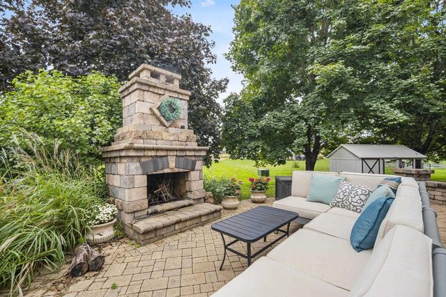 4469 W FIELDWOOD LANE, Appleton, WI 54913