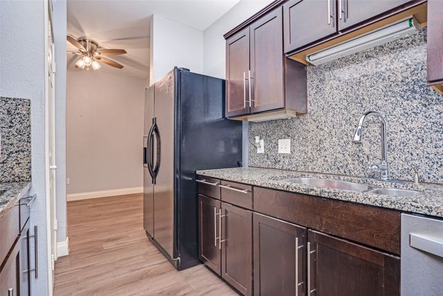 9254 Forest Lane 107, Dallas, TX 75243