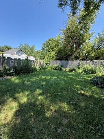 2830 Reynolds Street, Flint, MI 48503