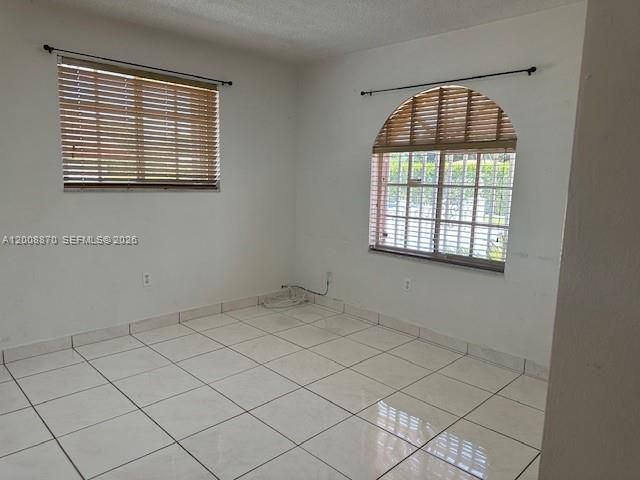 6306 SW 39th St, Miami, FL 33155