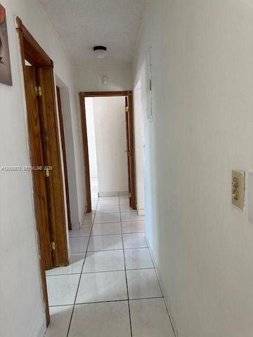 6306 SW 39th St, Miami, FL 33155