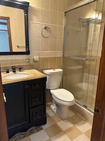 6306 SW 39th St, Miami, FL 33155