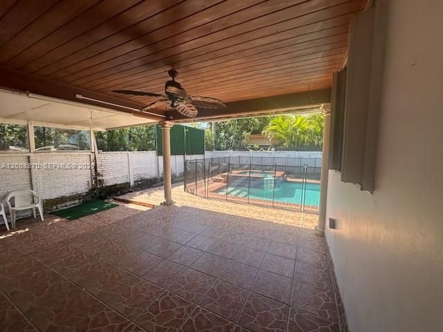 6306 SW 39th St, Miami, FL 33155