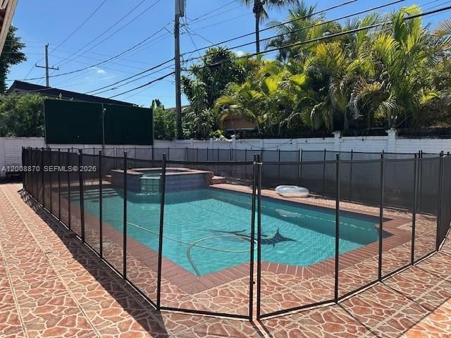 6306 SW 39th St, Miami, FL 33155