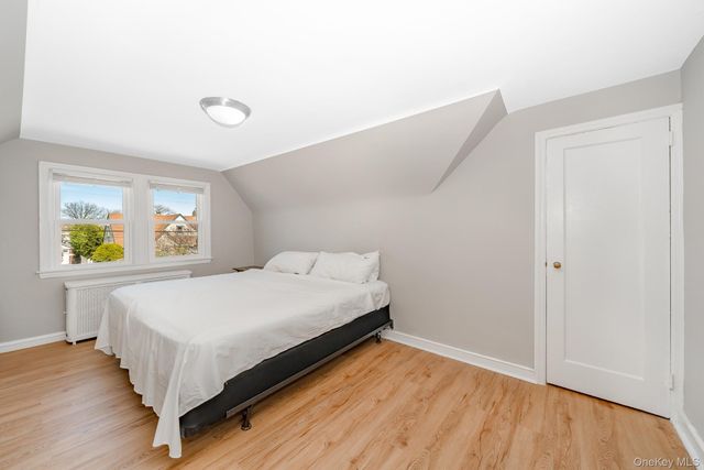 14 Milton Court, Rockville Centre, NY 11570