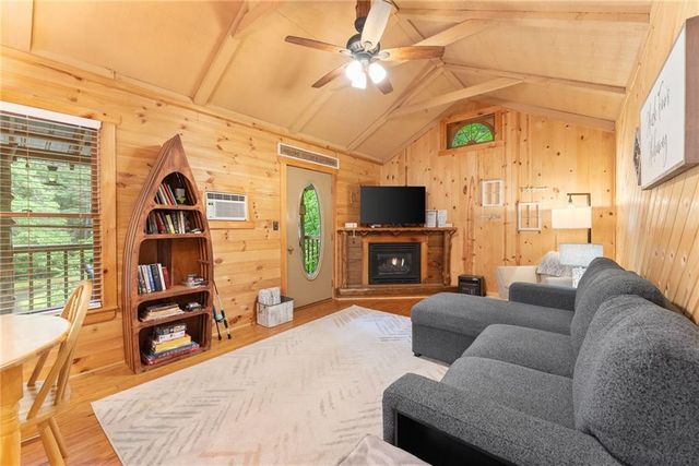 490 Beaver Dam Road, Dahlonega, GA 30533