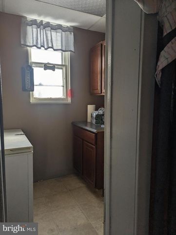 509-A CARBON ST, Pottsville, PA 17901