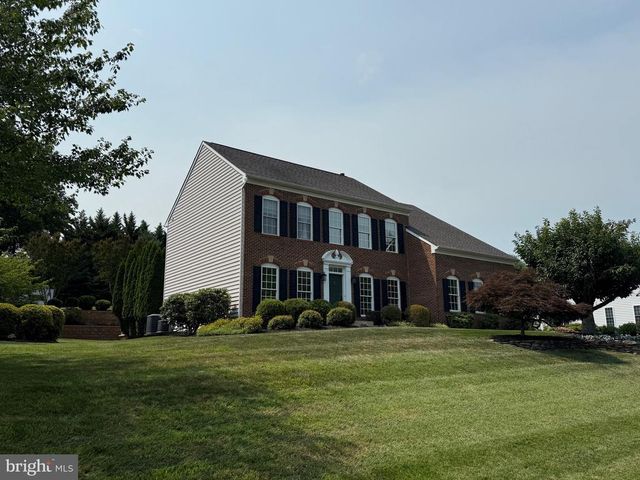 7114 NEW KENSINGTON CT, Warrenton, VA 20187