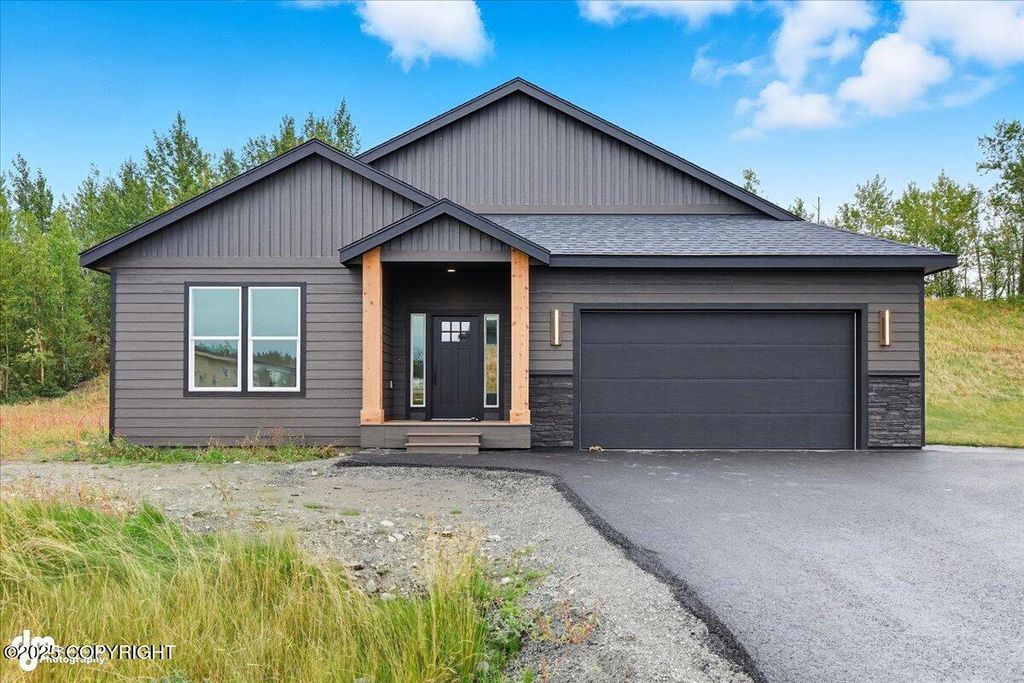 2317 S Skyward View Circle, Palmer, AK 99645
