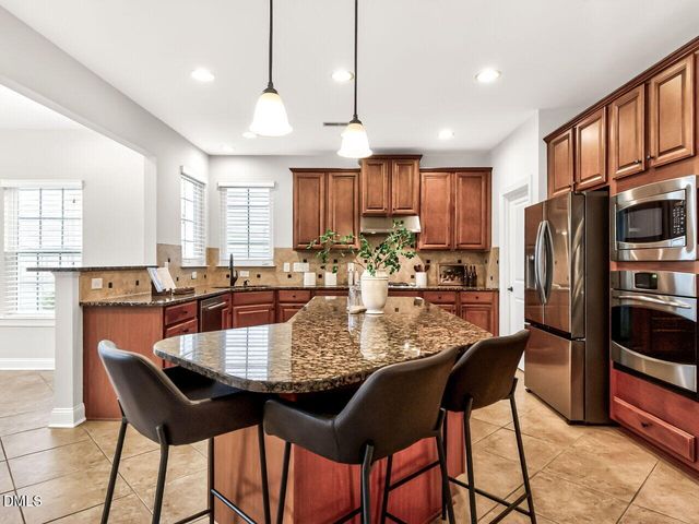 101 Shurling Place, Cary, NC 27519