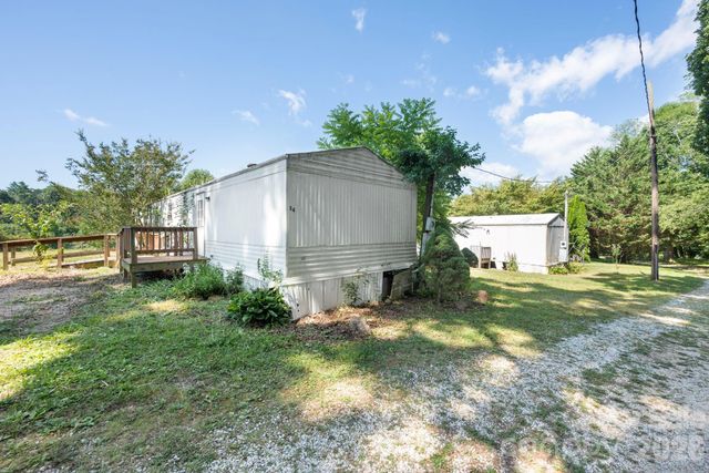 86 Sterling Drive, Mills River, NC 28759