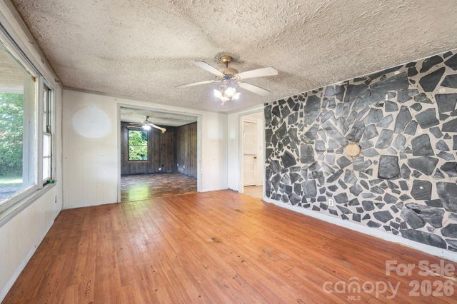 86 Sterling Drive, Mills River, NC 28759