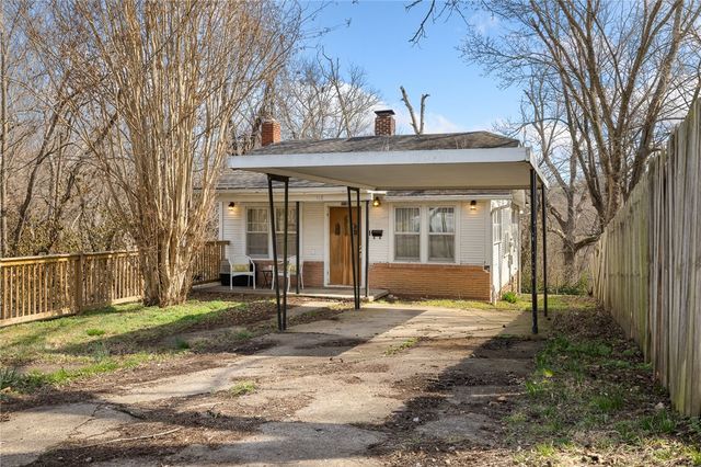119 N Oak Street, Harrison, AR 72601