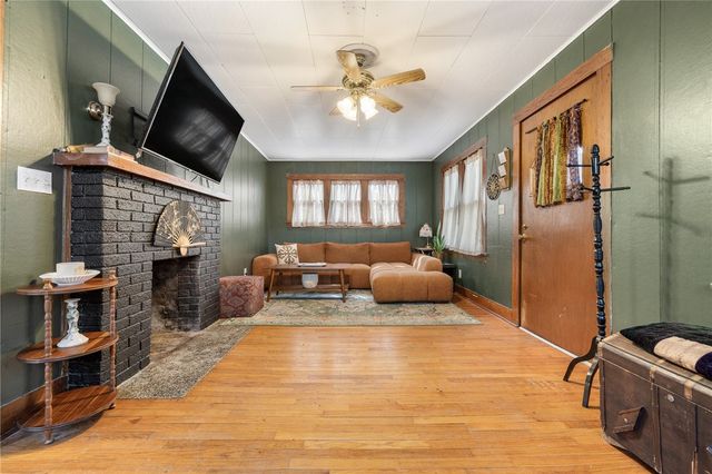 119 N Oak Street, Harrison, AR 72601