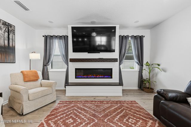 1000 FLACH Drive, St. Johns, FL 32259