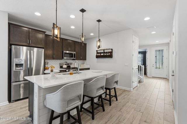 1000 FLACH Drive, St. Johns, FL 32259