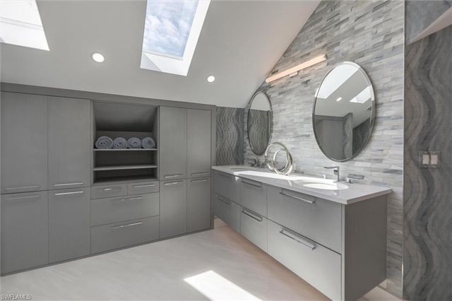 941 South Seas Plantation RD, Captiva, FL 33924