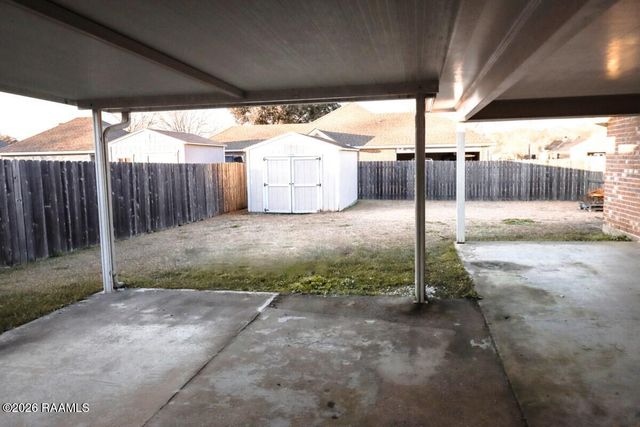 106 Doe Lane, Broussard, LA 70518