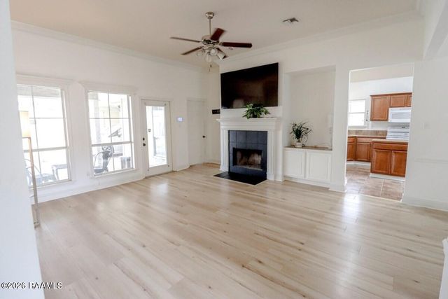 106 Doe Lane, Broussard, LA 70518