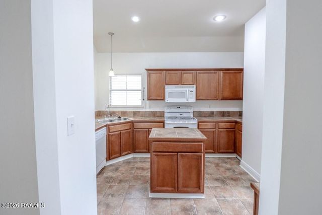 106 Doe Lane, Broussard, LA 70518