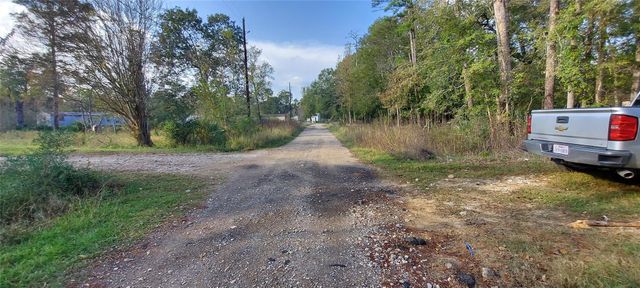 16714 Scamper Ln, Crosby, TX 77532