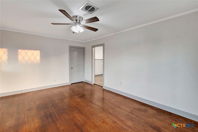 2901 Lone Tree, Victoria, TX 77901