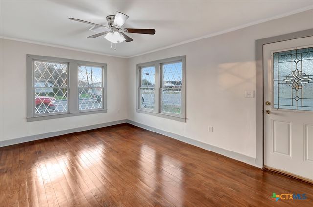 2901 Lone Tree, Victoria, TX 77901