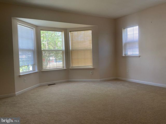 359 RESERVOIR ST, Trenton, NJ 08618