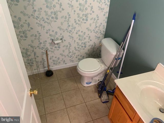 359 RESERVOIR ST, Trenton, NJ 08618
