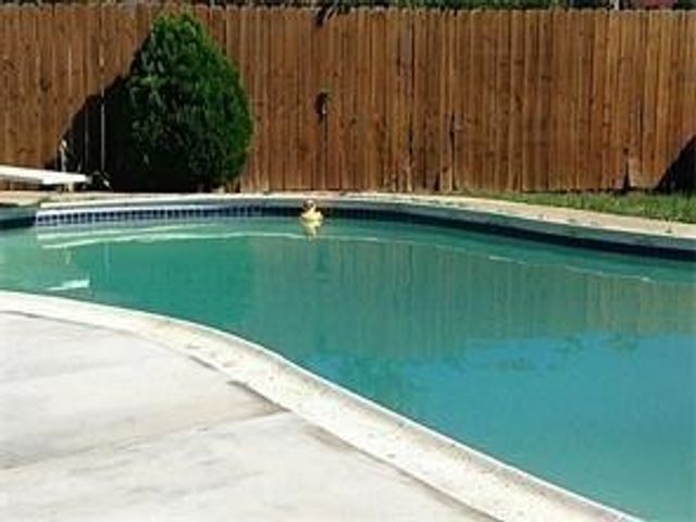 5228 RUNYON Drive, The Colony, TX 75056