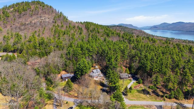 47 Olde Coach Road, Lake George, NY 12824
