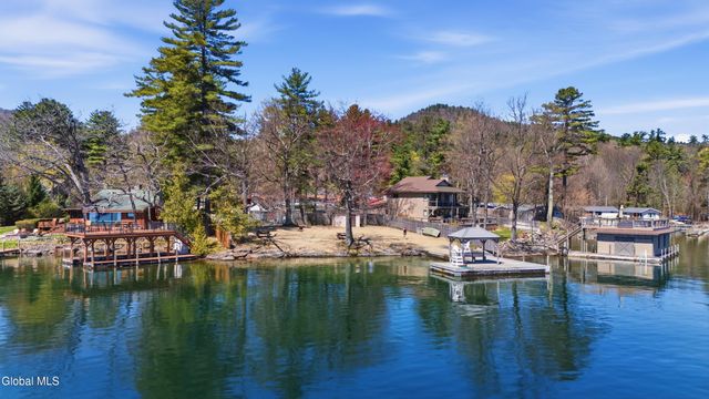 47 Olde Coach Road, Lake George, NY 12824