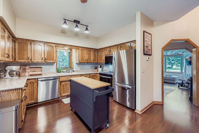 3000 Ontario Road, Little Canada, MN 55117