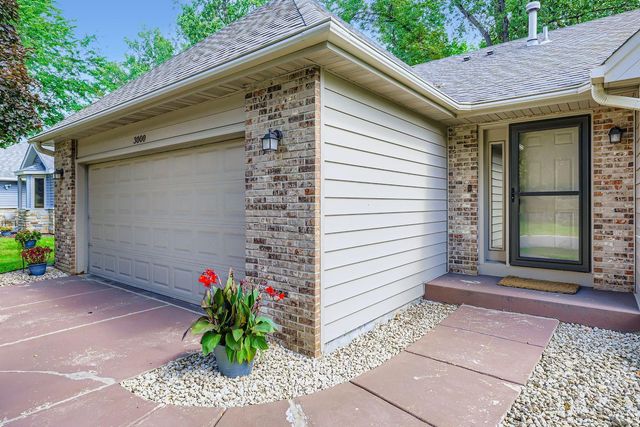 3000 Ontario Road, Little Canada, MN 55117