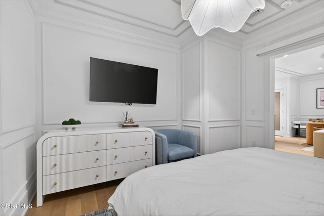 19 Washington Street 260 N, Saratoga Springs, Inside, NY 12866