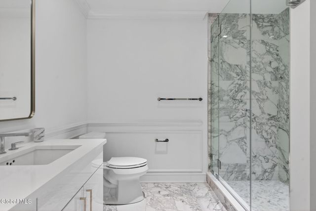 19 Washington Street 260 N, Saratoga Springs, Inside, NY 12866